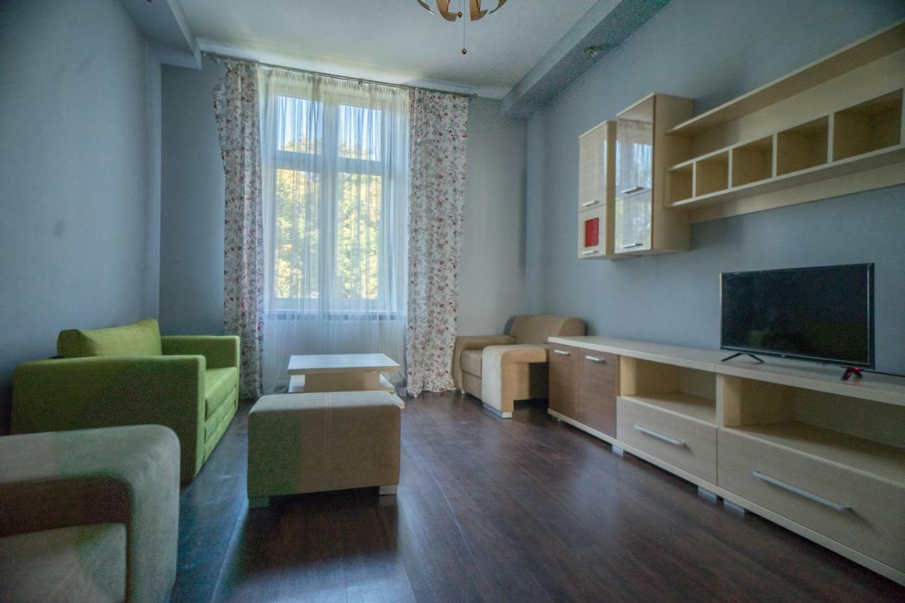 Apartament Samuel Lägenhet Krasków Exteriör bild