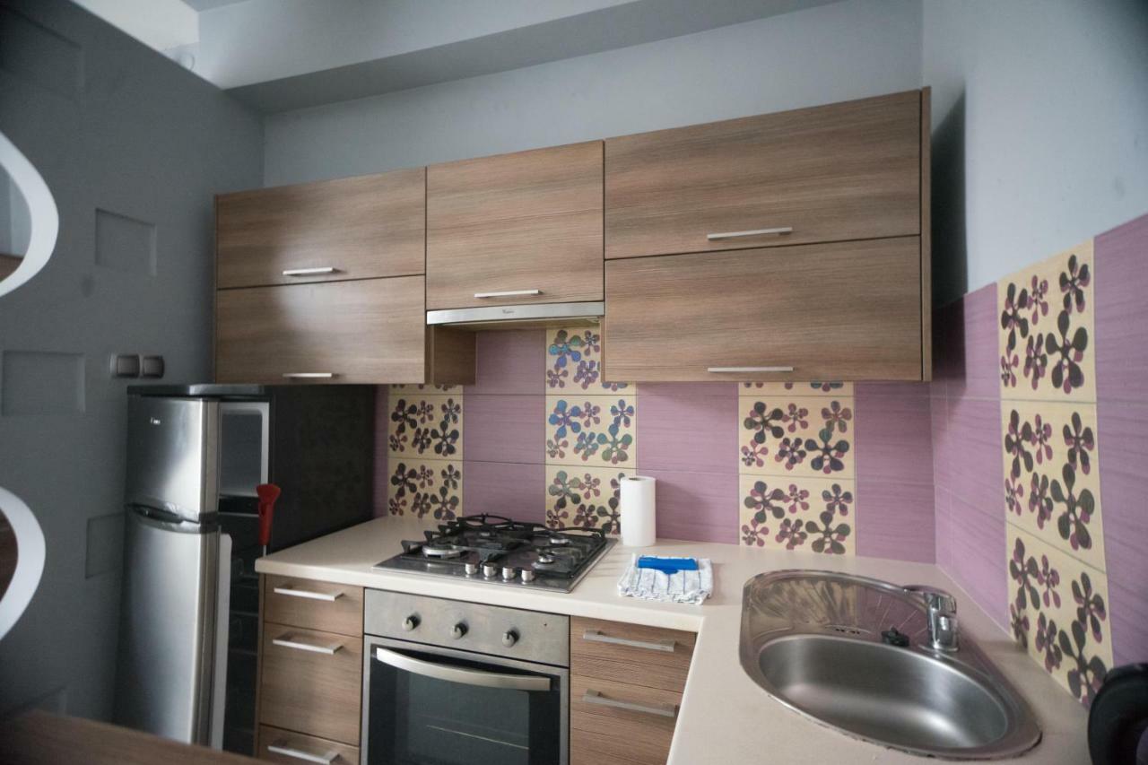 Apartament Samuel Lägenhet Krasków Exteriör bild