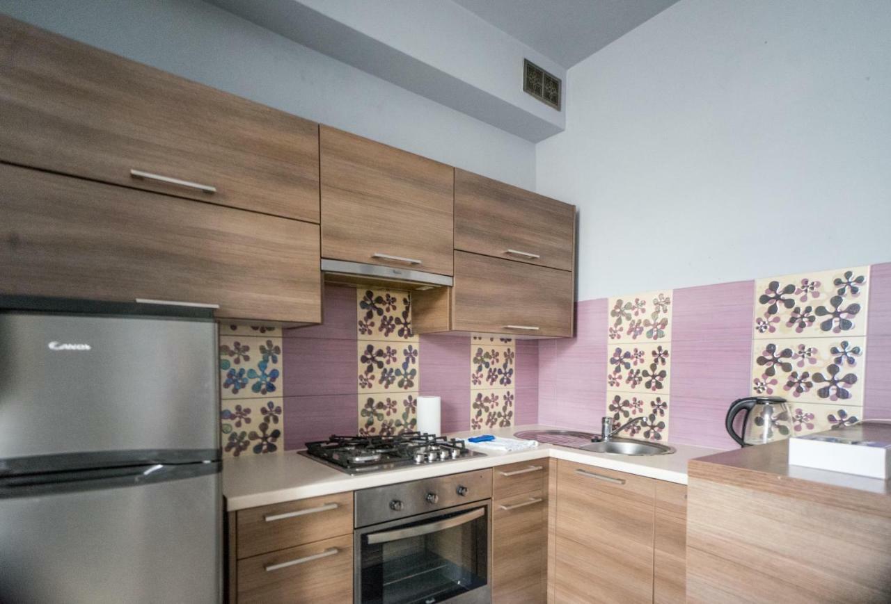 Apartament Samuel Lägenhet Krasków Exteriör bild