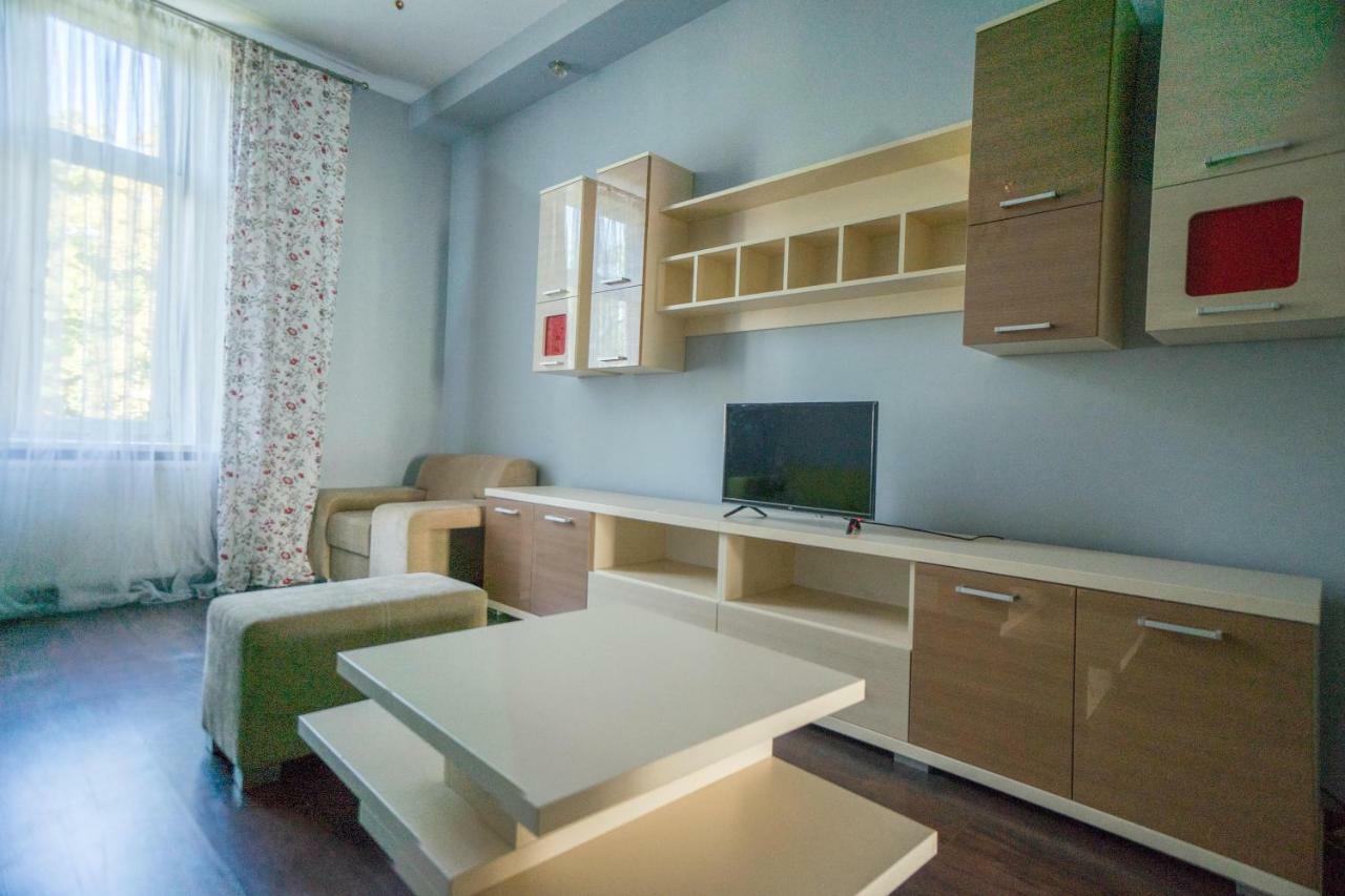 Apartament Samuel Lägenhet Krasków Exteriör bild